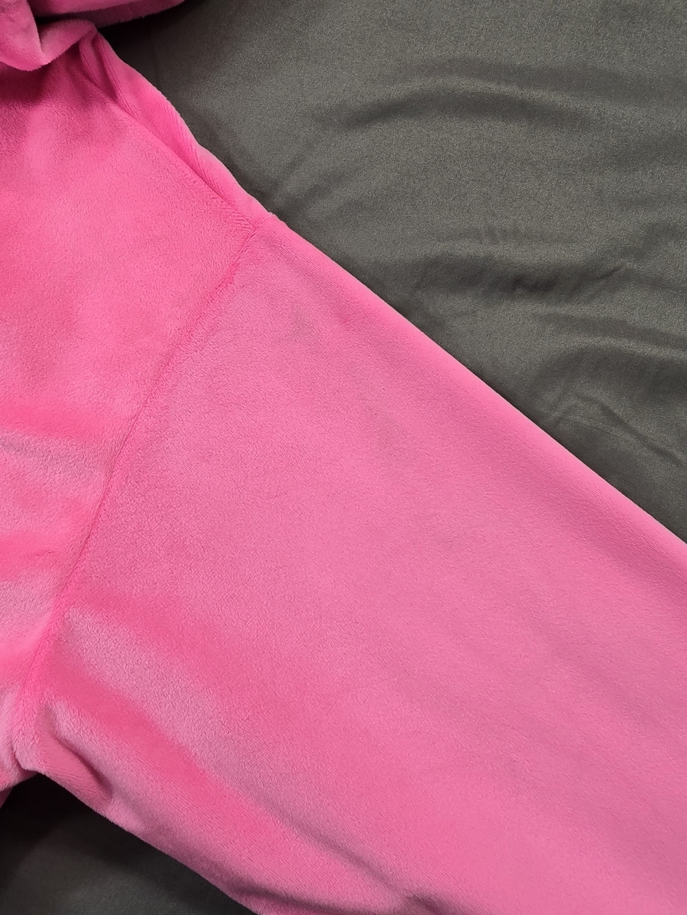Women's Juicy Couture Reversible Bomber Jacket in Retro Pink 3X Gold/Pink - Picture 9 of 15